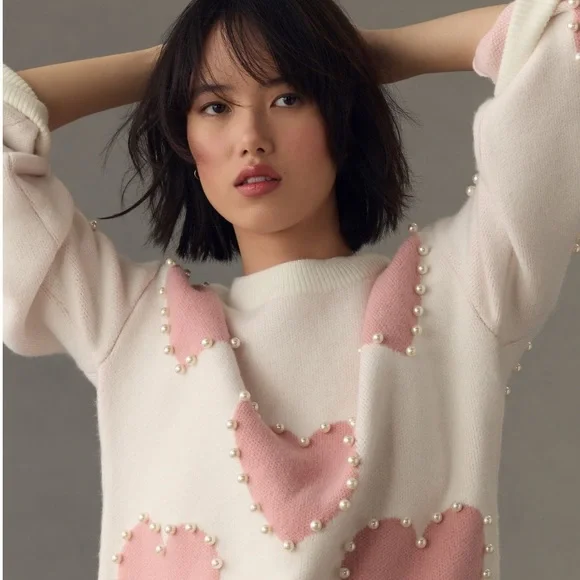 Hearts & Pearls Sweater - Picture 3 of 5